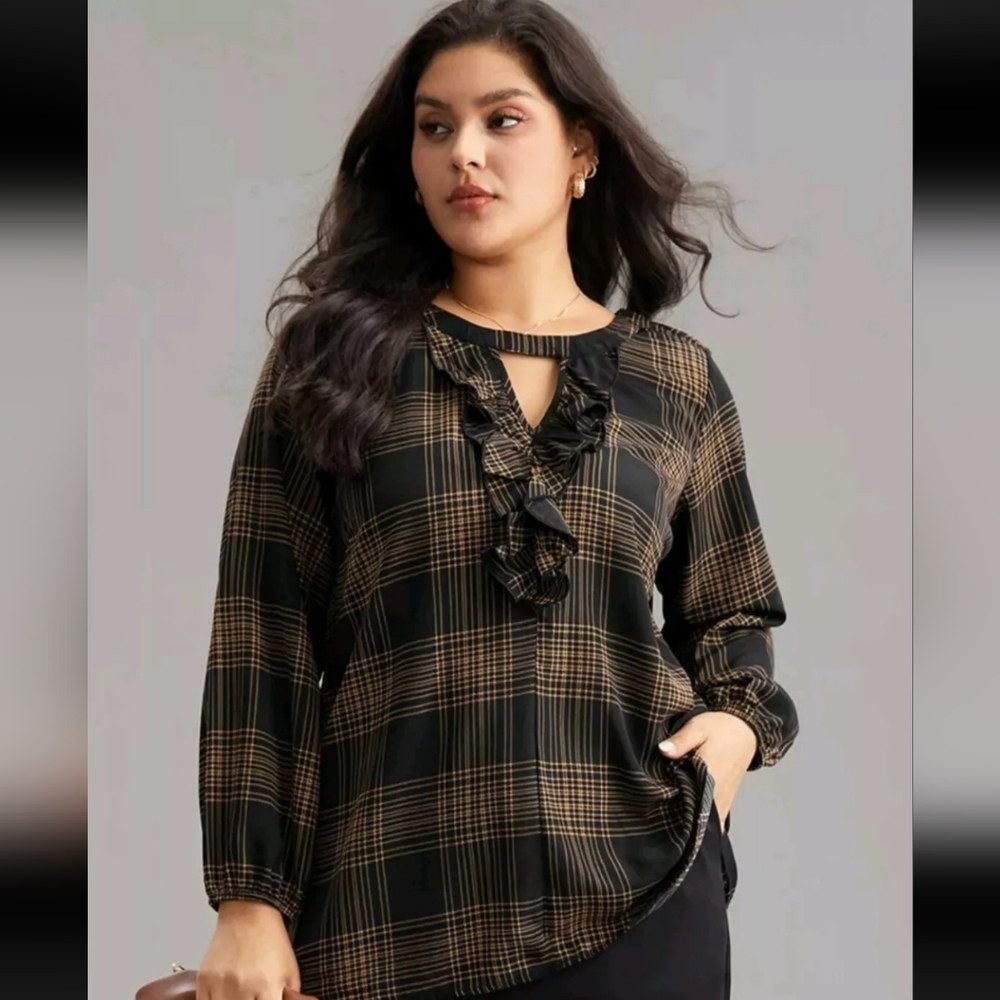 Bloomchic Black/Tan Plaid Ruffle Keyhole Blouse, size 22/24